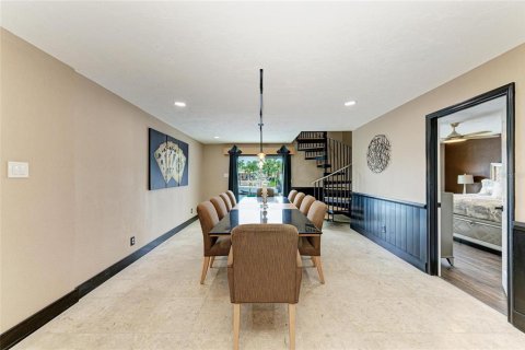 Villa ou maison à vendre à Bradenton, Floride: 5 chambres, 232.26 m2 № 2391082 - photo 19