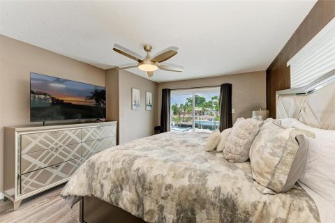 Villa ou maison à vendre à Bradenton, Floride: 5 chambres, 232.26 m2 № 2391082 - photo 25