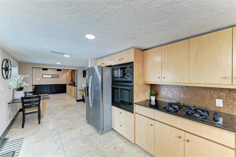 Villa ou maison à vendre à Bradenton, Floride: 5 chambres, 232.26 m2 № 2391082 - photo 17
