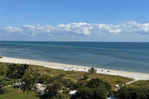 Condominio en Key Biscayne, Florida, 2 dormitorios  № 2015780