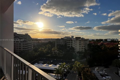 Condominio en alquiler en Key Biscayne, Florida, 2 dormitorios, 125.42 m2 № 2015780 - foto 4