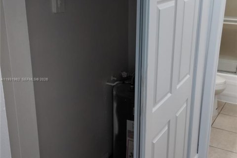 Apartment in Cutler Bay, Florida 1 bedroom, 20773.04 sq.m. № 1990468 - photo 16