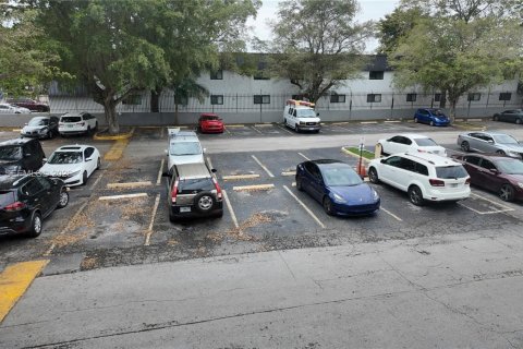 Apartment in Cutler Bay, Florida 1 bedroom, 20773.04 sq.m. № 1990468 - photo 18