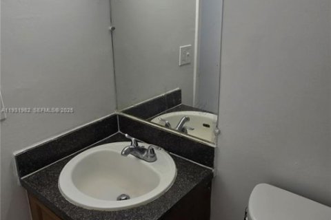 Apartment in Cutler Bay, Florida 1 bedroom, 20773.04 sq.m. № 1990468 - photo 9