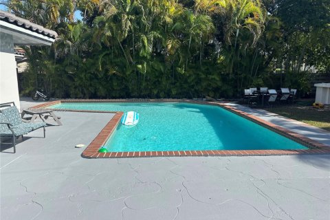 Купить виллу или дом в Майами, Флорида 3 спальни, 132.48м2, № 1955295 - фото 11