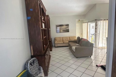 Купить виллу или дом в Майами, Флорида 3 спальни, 132.48м2, № 1955295 - фото 13