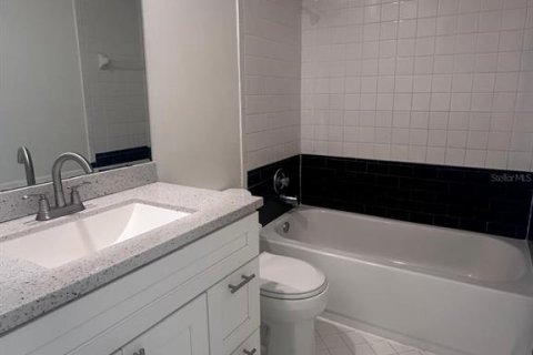 Apartamento en alquiler en Orlando, Florida, 2 dormitorios, 86.77 m2 № 1872824 - foto 10