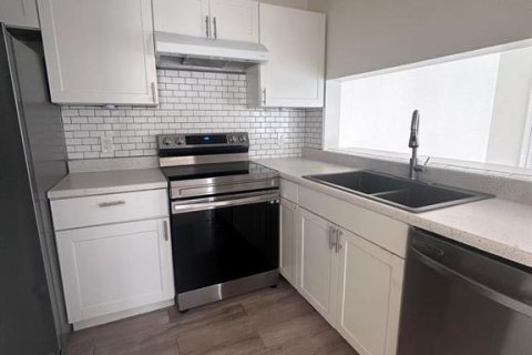 Apartamento en alquiler en Orlando, Florida, 2 dormitorios, 86.77 m2 № 1872824 - foto 11