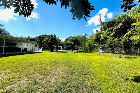 Купить виллу или дом в Майами, Флорида 4 спальни, 227.8м2, № 2048676 - фото 27