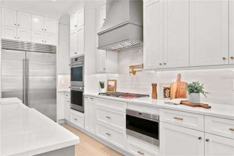 Casa en venta en Tampa, Florida, 5 dormitorios, 402.73 m2 № 1833140 - foto 15