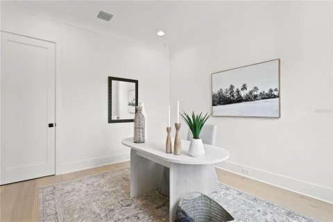 Casa en venta en Tampa, Florida, 5 dormitorios, 402.73 m2 № 1833140 - foto 11