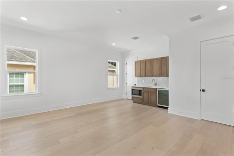Casa en venta en Tampa, Florida, 5 dormitorios, 402.73 m2 № 1833140 - foto 21