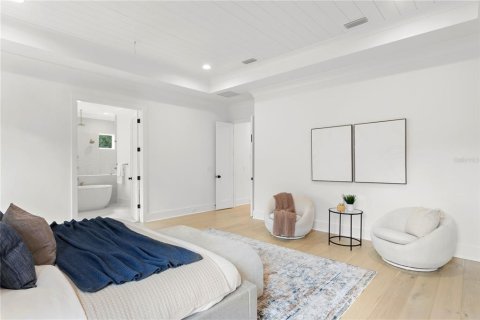 Casa en venta en Tampa, Florida, 5 dormitorios, 402.73 m2 № 1833140 - foto 27