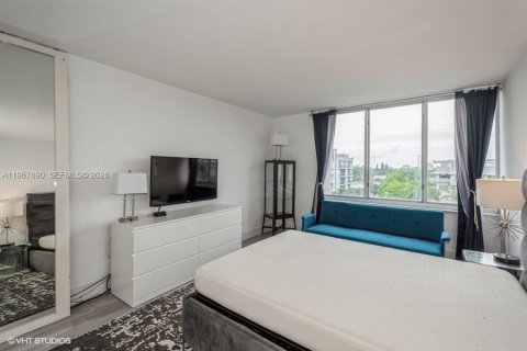 Condominio en alquiler en Miami Beach, Florida, 1 dormitorio, 77.76 m2 № 2029416 - foto 6