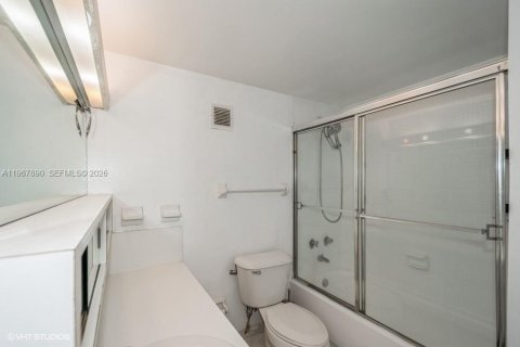Condominio en alquiler en Miami Beach, Florida, 1 dormitorio, 77.76 m2 № 2029416 - foto 7