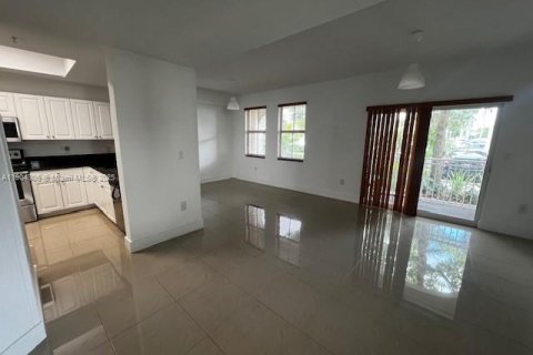 Condominio en alquiler en Doral, Florida, 3 dormitorios, 112.13 m2 № 1954890 - foto 6