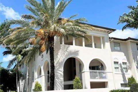 Condominio en alquiler en Doral, Florida, 3 dormitorios, 112.13 m2 № 1954890 - foto 1