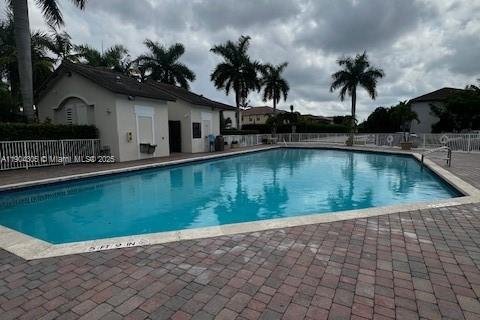 Condominio en alquiler en Doral, Florida, 3 dormitorios, 112.13 m2 № 1954890 - foto 26
