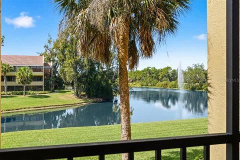 Apartment in Sarasota, Florida 2 bedrooms, 134.24 sq.m. № 2156409 - photo 13