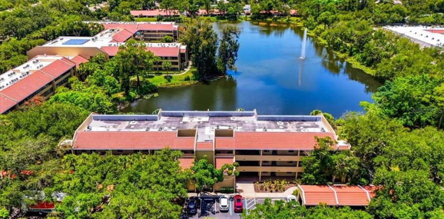 Apartment in Sarasota, Florida 2 bedrooms, 134.24 sq.m. № 2156409