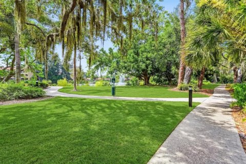Apartment in Sarasota, Florida 2 bedrooms, 134.24 sq.m. № 2156409 - photo 26