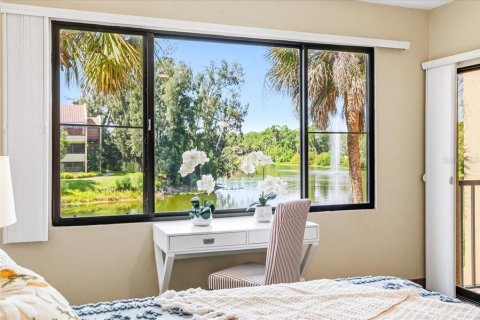 Apartment in Sarasota, Florida 2 bedrooms, 134.24 sq.m. № 2156409 - photo 17
