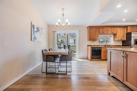 Casa en venta en Largo, Florida, 4 dormitorios, 182.27 m2 № 1550519 - foto 8