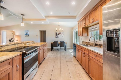 Casa en venta en Largo, Florida, 4 dormitorios, 182.27 m2 № 1550519 - foto 12