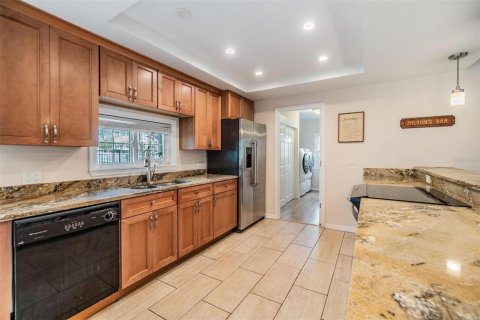 Casa en venta en Largo, Florida, 4 dormitorios, 182.27 m2 № 1550519 - foto 11