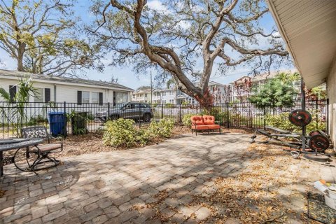 Casa en venta en Largo, Florida, 4 dormitorios, 182.27 m2 № 1550519 - foto 28