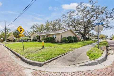 Casa en venta en Largo, Florida, 4 dormitorios, 182.27 m2 № 1550519 - foto 27