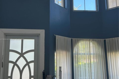 Casa en venta en Hollywood, Florida, 4 dormitorios, 202.9 m2 № 1788750 - foto 4