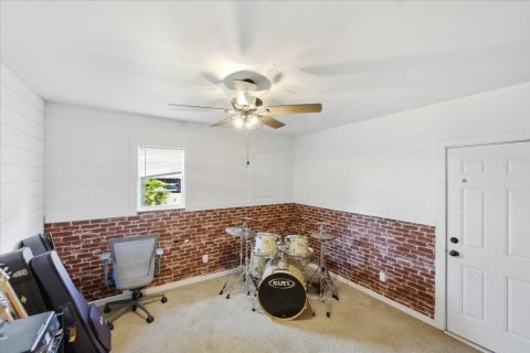 Villa ou maison à vendre à Port St. Lucie, Floride: 5 chambres, 161.09 m2 № 2083086 - photo 23