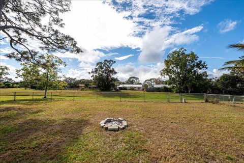 Villa ou maison à vendre à Port St. Lucie, Floride: 5 chambres, 161.09 m2 № 2083086 - photo 27
