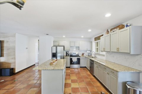 Villa ou maison à vendre à Port St. Lucie, Floride: 5 chambres, 161.09 m2 № 2083086 - photo 8