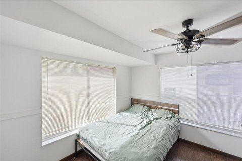 Villa ou maison à vendre à Port St. Lucie, Floride: 5 chambres, 161.09 m2 № 2083086 - photo 22
