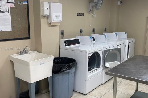 Appartement à louer à Fort Lauderdale, Floride: 1 chambre, 64.1 m2 № 2000530 - photo 16