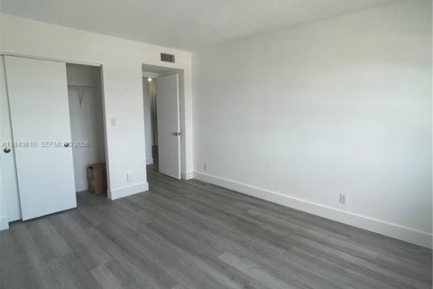 Appartement à louer à Fort Lauderdale, Floride: 1 chambre, 64.1 m2 № 2000530 - photo 6