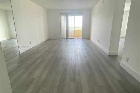 Appartement à louer à Fort Lauderdale, Floride: 1 chambre, 64.1 m2 № 2000530 - photo 10