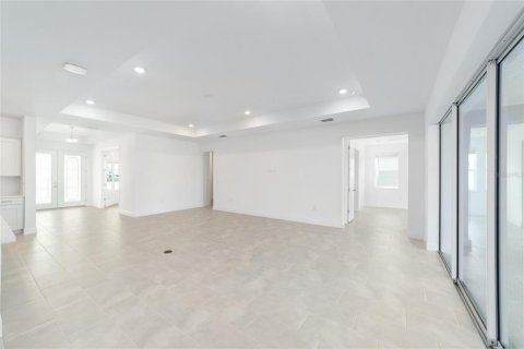 House in Ocala, Florida 3 bedrooms, 270.07 sq.m. № 1885854 - photo 14