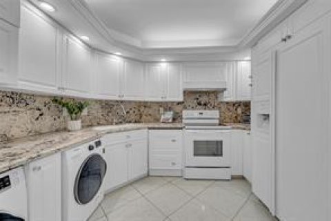 Condominio en alquiler en Fort Lauderdale, Florida, 2 dormitorios, 125.98 m2 № 2085398 - foto 13