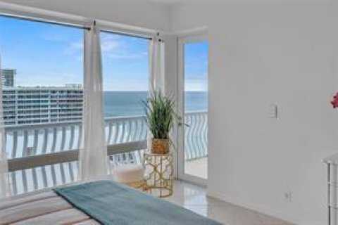 Condominio en alquiler en Fort Lauderdale, Florida, 2 dormitorios, 125.98 m2 № 2085398 - foto 29