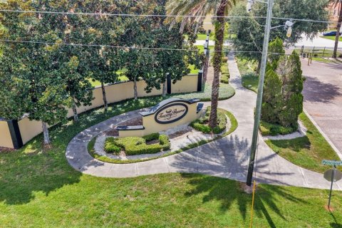 Townhouse in Poinciana, Florida 4 bedrooms, 177.07 sq.m. № 2303213 - photo 23