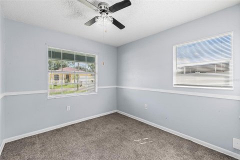 Villa ou maison à vendre à Tampa, Floride: 3 chambres, 101.64 m2 № 2408192 - photo 21