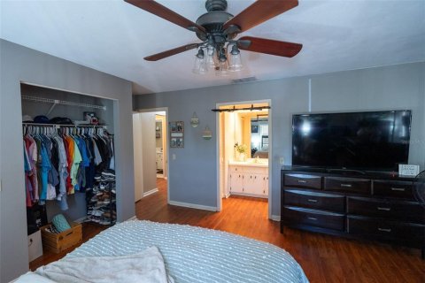 House in Winter Haven, Florida 2 bedrooms, 118.73 sq.m. № 2214344 - photo 30