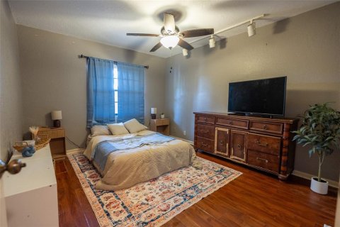 House in Winter Haven, Florida 2 bedrooms, 118.73 sq.m. № 2214344 - photo 21