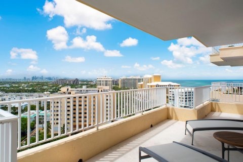 Condo in Key Biscayne, Florida, 2 bedrooms  № 2042106 - photo 11