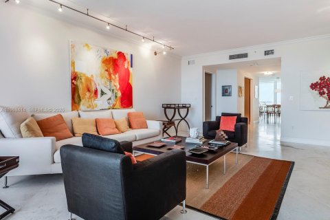 Condo in Key Biscayne, Florida, 2 bedrooms  № 2042106 - photo 4