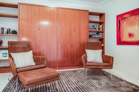 Condo in Key Biscayne, Florida, 2 bedrooms  № 2042106 - photo 7