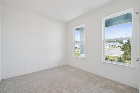 House in Apopka, Florida 4 bedrooms, 170.85 sq.m. № 2314600 - photo 16